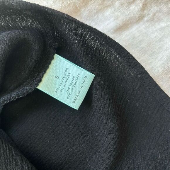 Good Luck Gem tie front crop tank size S - Picture 7 of 8